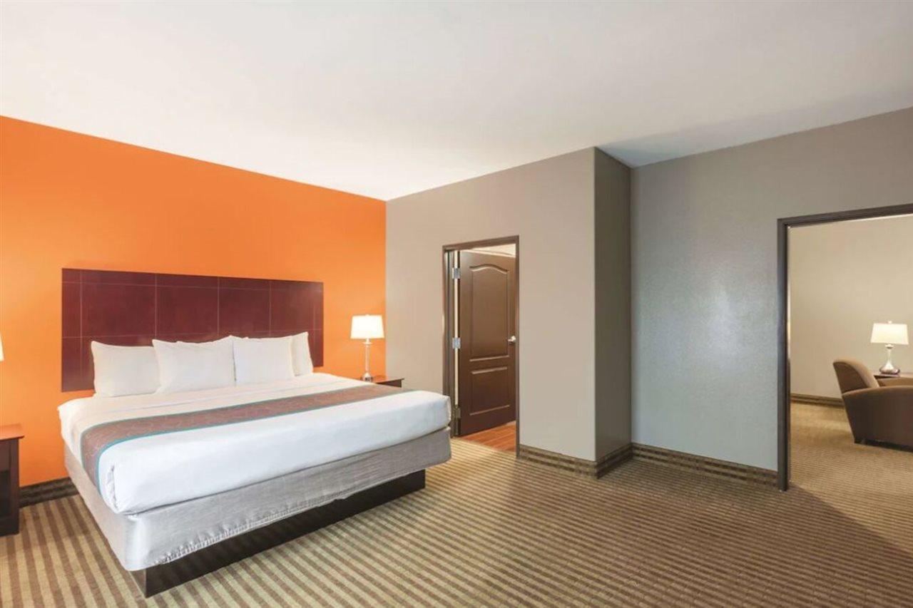 La Quinta By Wyndham Houston Iah Bush Intl Airport E Hotel Humble Exterior photo