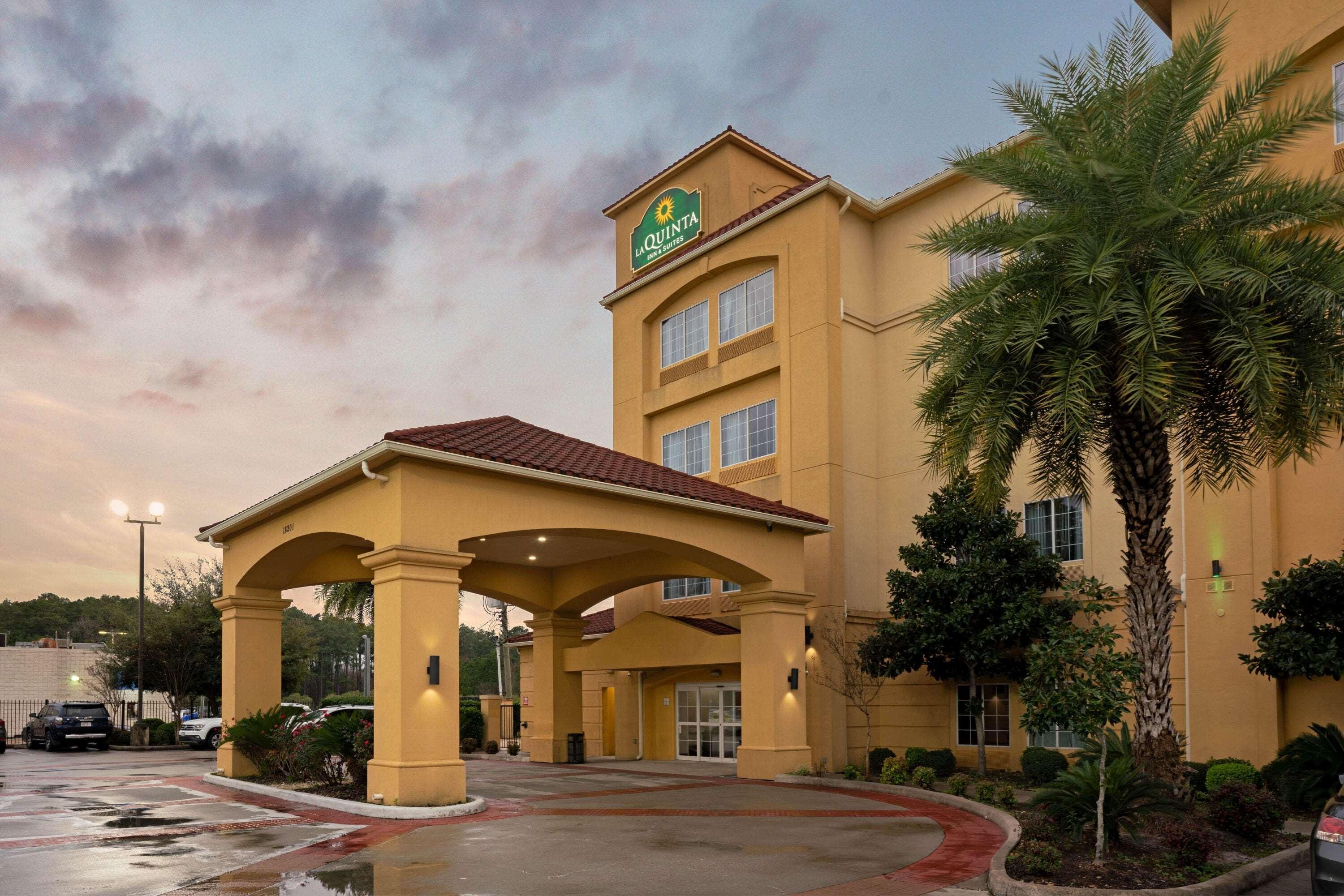 La Quinta By Wyndham Houston Iah Bush Intl Airport E Hotel Humble Exterior photo