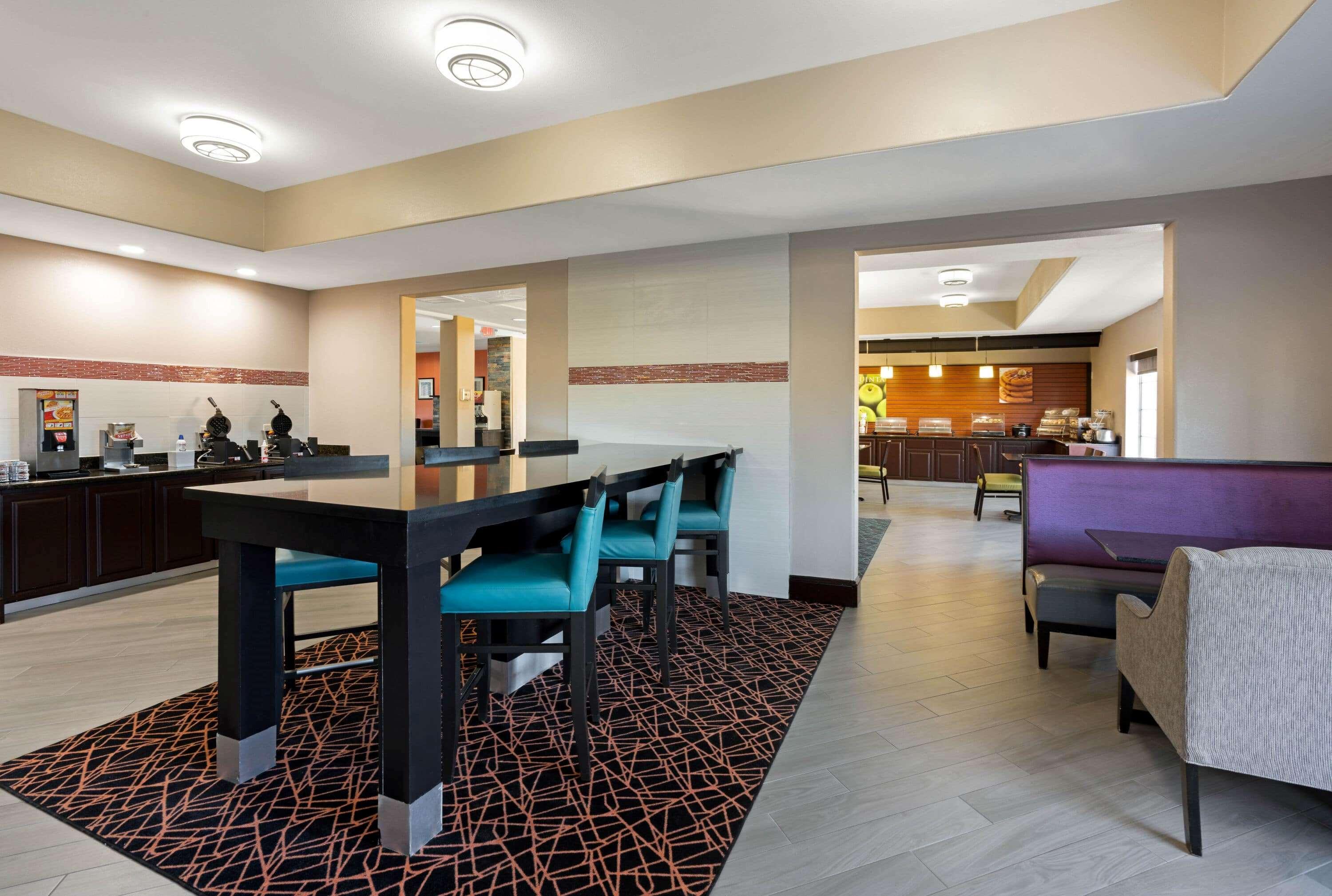 La Quinta By Wyndham Houston Iah Bush Intl Airport E Hotel Humble Exterior photo