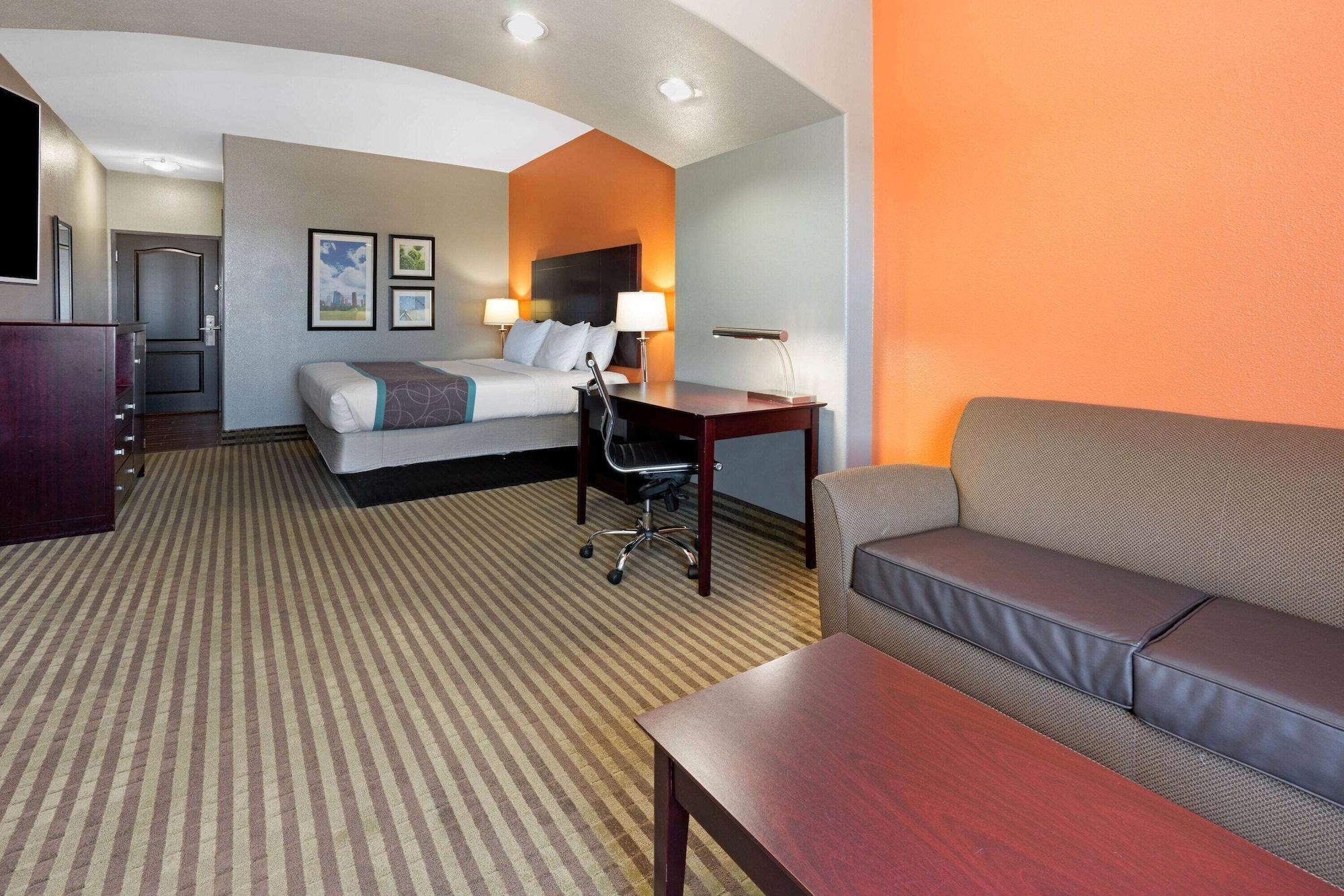 La Quinta By Wyndham Houston Iah Bush Intl Airport E Hotel Humble Exterior photo
