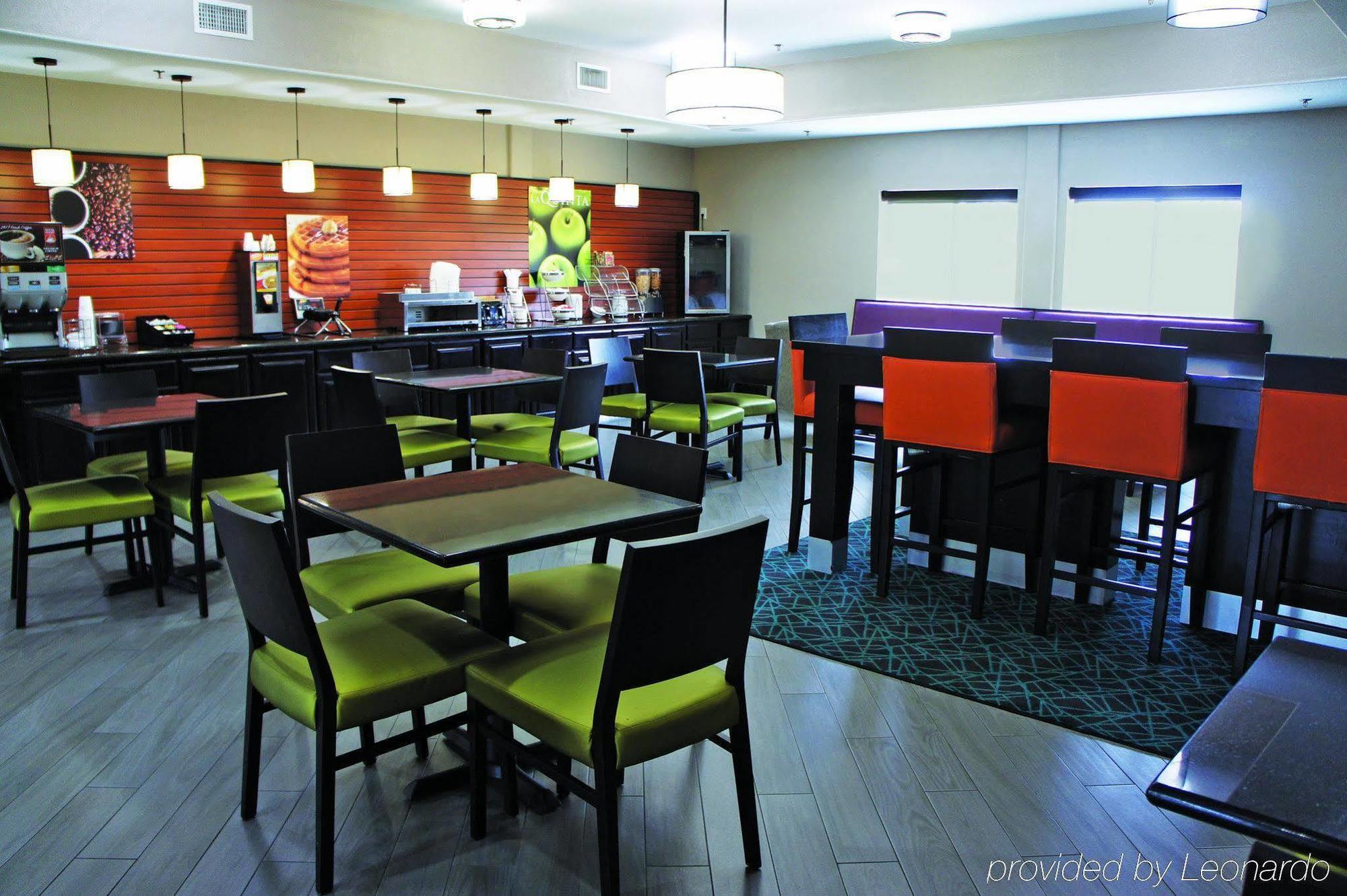 La Quinta By Wyndham Houston Iah Bush Intl Airport E Hotel Humble Exterior photo